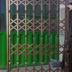 درب آکاردئونی طرح چهار گل گرید B: